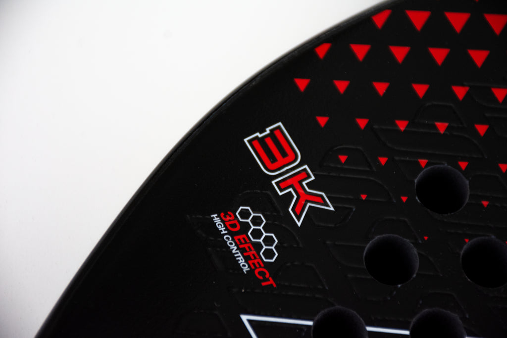 Pala de pádel Baxdel BX-2 Roja con construcción de carbono y fibra de vidrio